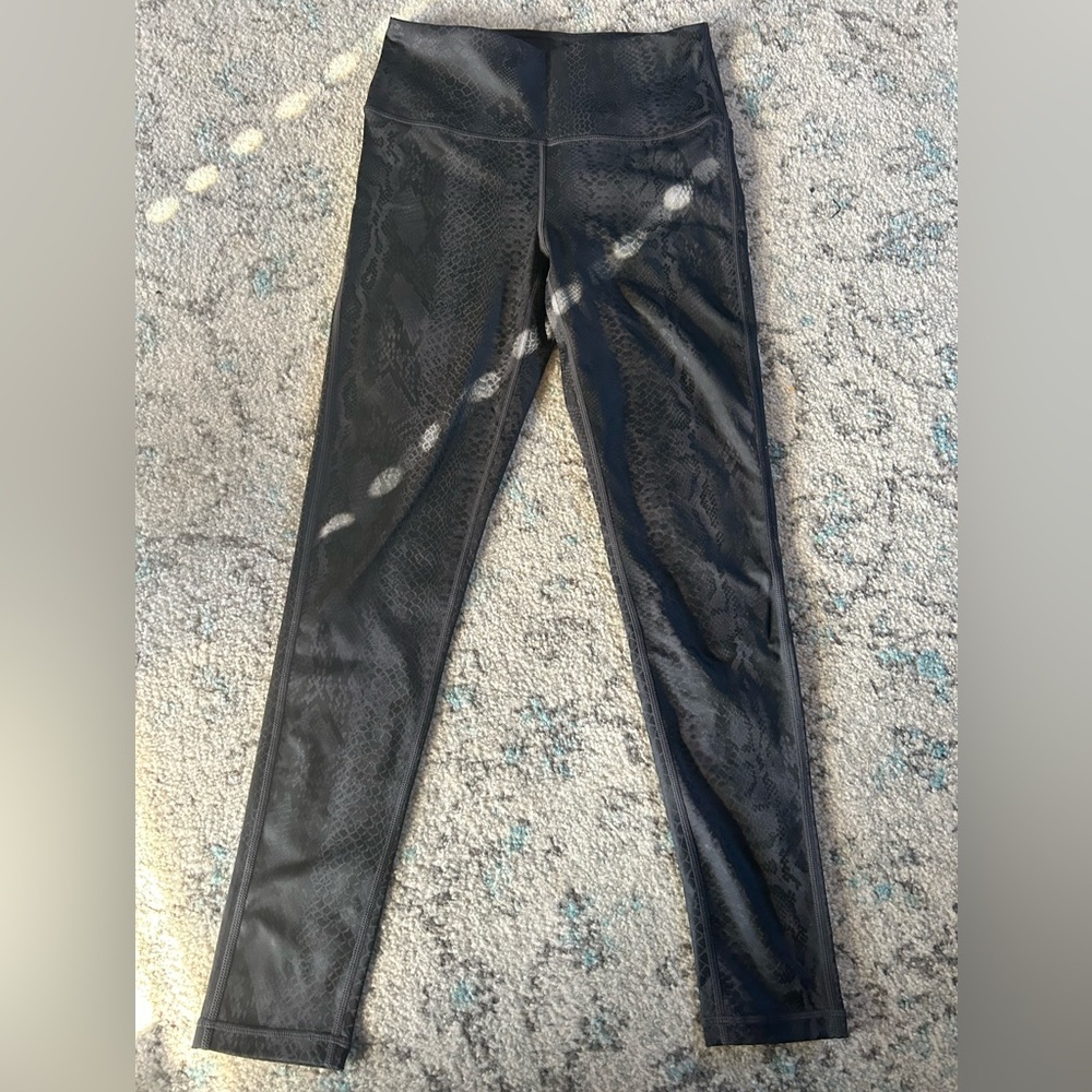 NWOT snake print leggings